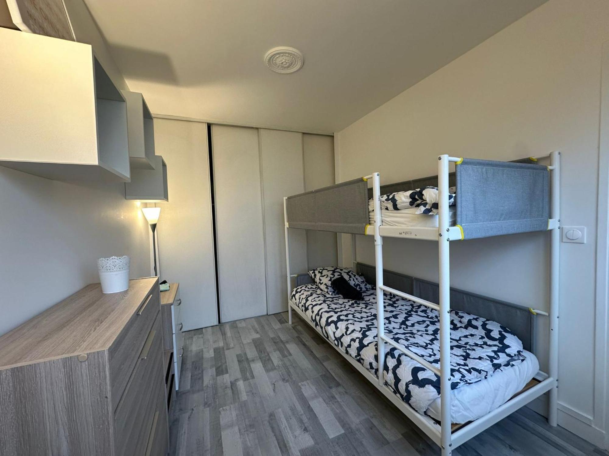 Apartment 4 Beds Close Paris Center Vanves